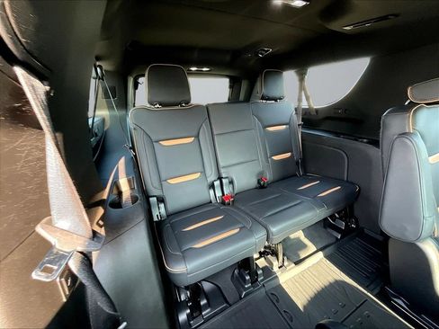 Used 2022 GMC Yukon XL AT4 AWD/4WD image 28