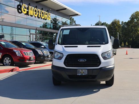 Used 2018 Ford Transit 250 148 Low Roof image 33
