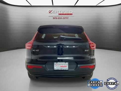 Used 2025 Volvo XC40 B5 Plus image 91