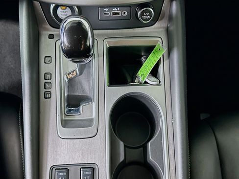 Used 2024 Nissan Murano SV w/ SV Midnight Edition Package image 24