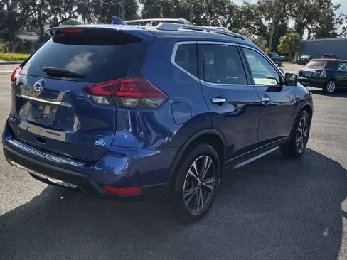 Used 2019 Nissan Rogue SV w/ Premium Package image 4