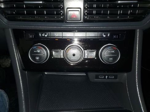 Used 2021 Volkswagen Jetta R-Line image 20