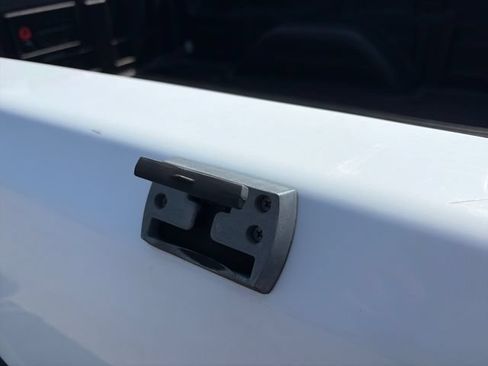 Used 2004 Chevrolet Silverado 1500 4x4 Regular Cab image 23