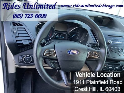 Used 2017 Ford Escape SE AWD/4WD image 15