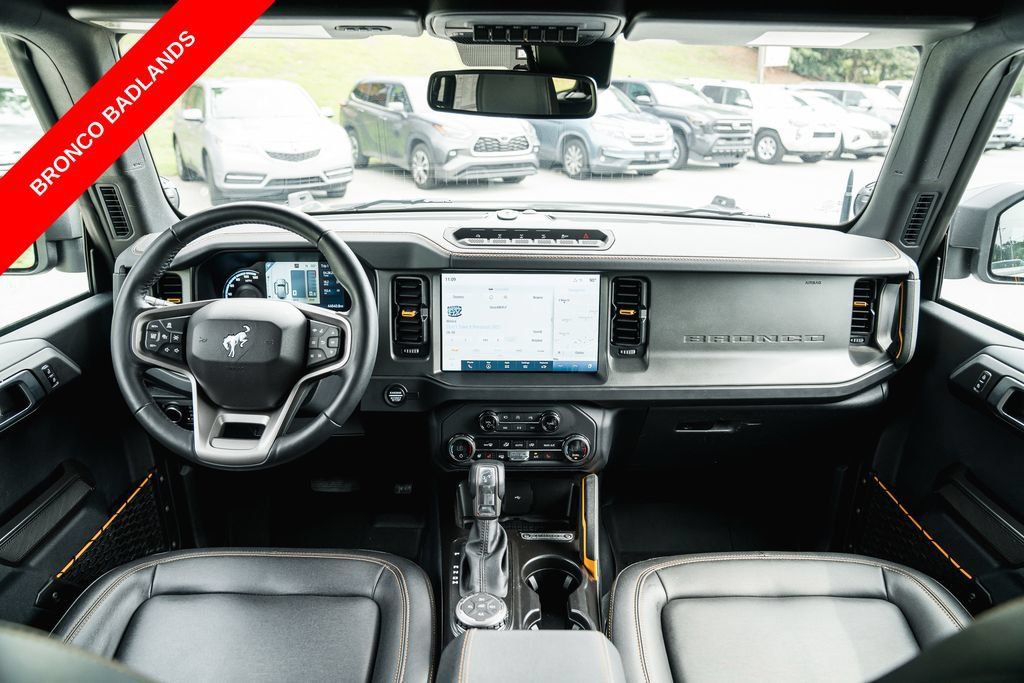 Used 2024 Ford Bronco Badlands AWD/4WD image 12
