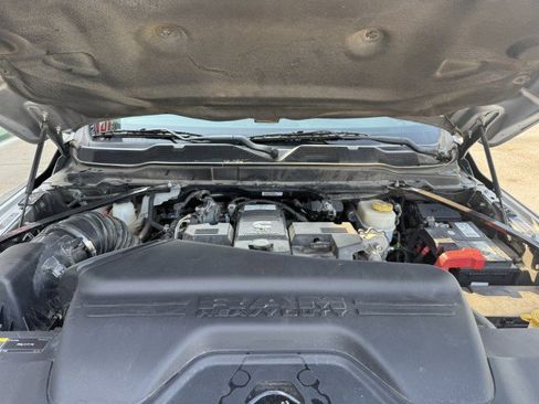 Used 2021 RAM 3500 Big Horn image 21