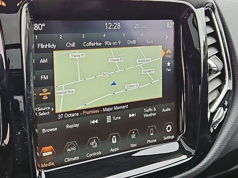 Used 2019 Jeep Compass Limited w/ Advanced Safety Group image 18