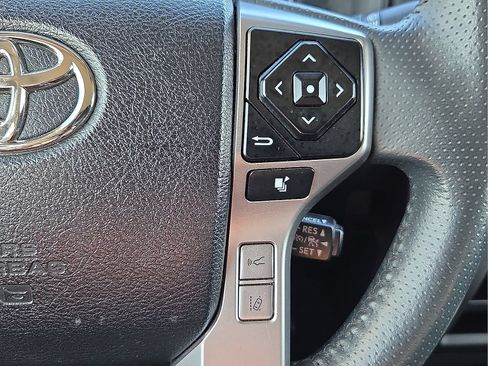 Used 2021 Toyota 4Runner SR5 Premium AWD/4WD image 21