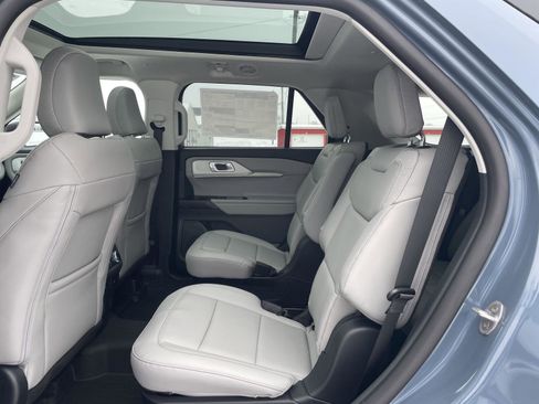 New 2026 Ford Explorer Active w/ Active Comfort Package image 25