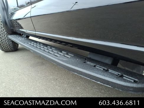 Used 2025 Ford F150 Raptor AWD/4WD image 7