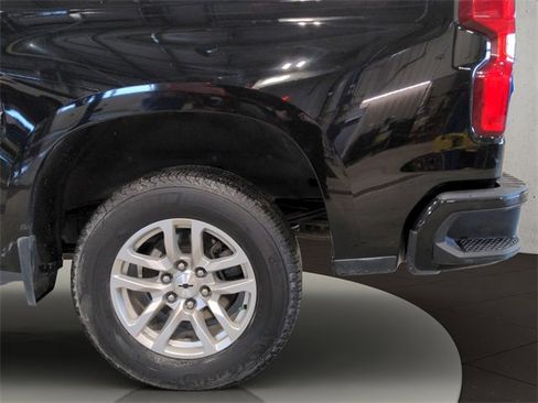 Used 2022 Chevrolet Silverado 1500 RST image 23