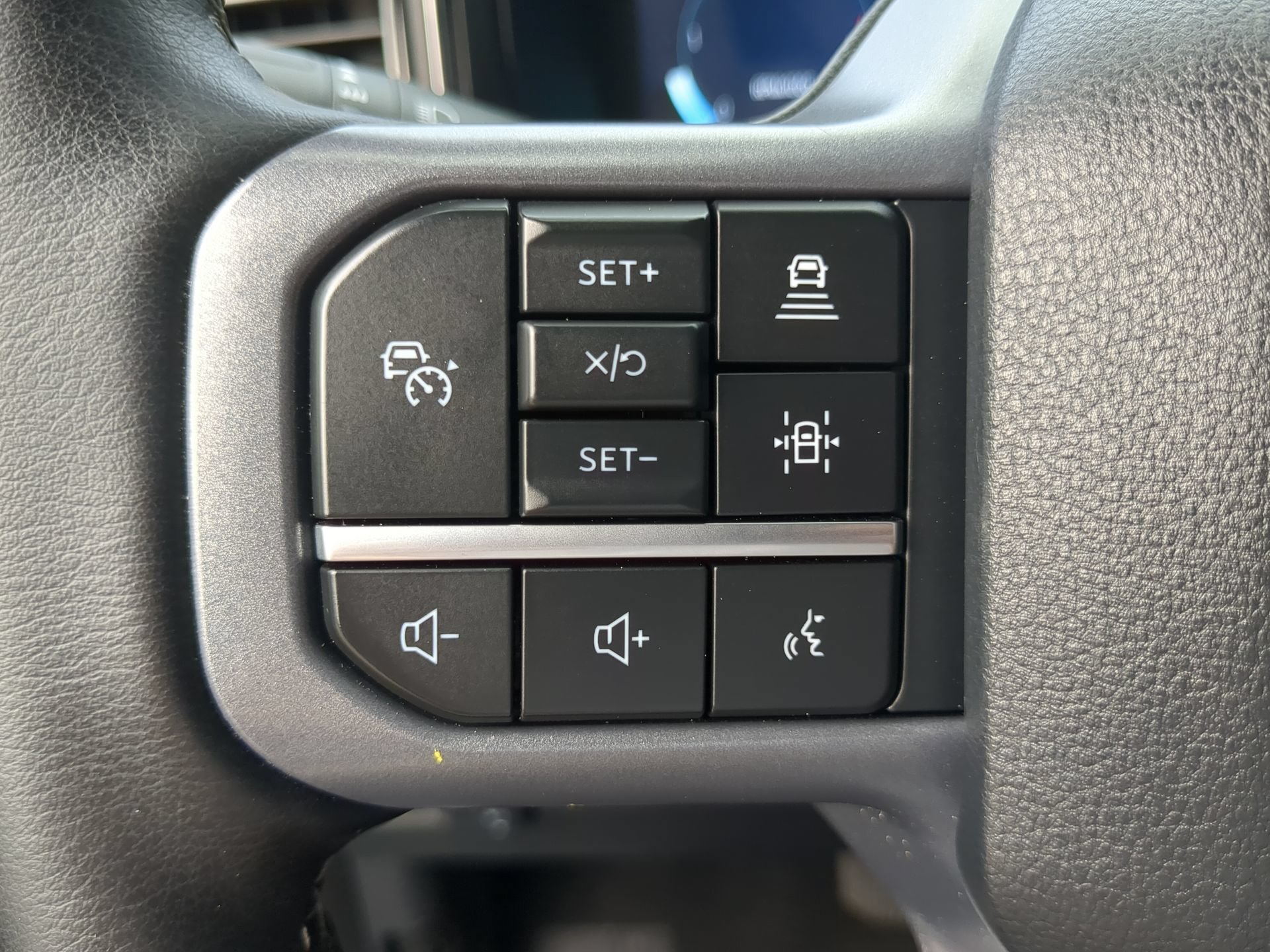 Used 2025 Ford F250 Lariat w/ Lariat Ultimate Package AWD/4WD image 67