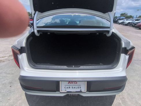 Used 2025 Kia K4 FWD image 27