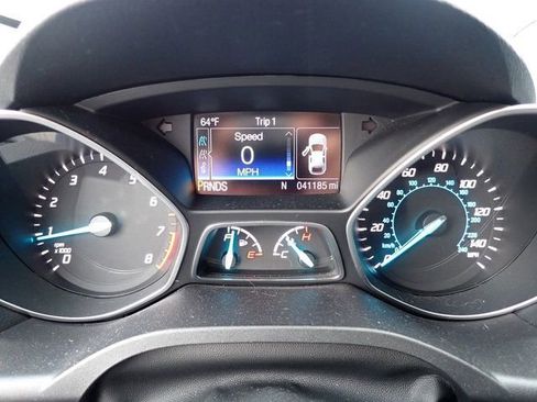 Used 2015 Ford Escape SE w/ Equipment Group 201A image 15