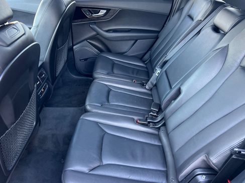 Used 2019 Audi Q7 3.0T Premium Plus w/ Premium Plus Package image 12
