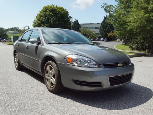 Used 2007 Chevrolet Impala LS FWD image 12
