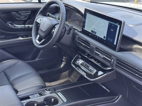 New 2025 Lincoln Corsair Grand Touring w/ Towing Package image 11