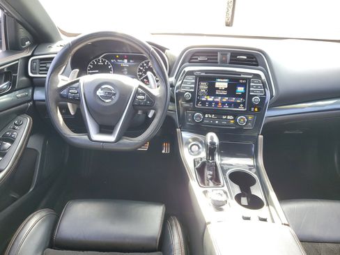 Used 2021 Nissan Maxima SR w/ Sport Mat Group image 8