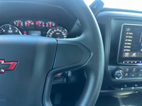 Used 2017 Chevrolet Silverado 1500 W/T RWD image 21