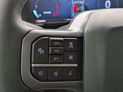 New 2025 Ford F250 Lariat w/ Lariat Ultimate Package image 32