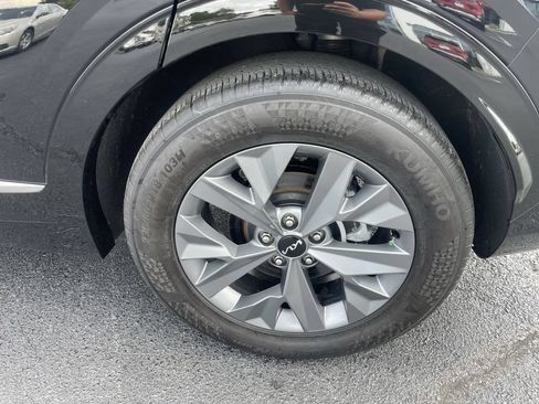 Certified 2025 Kia Sportage SX FWD image 7