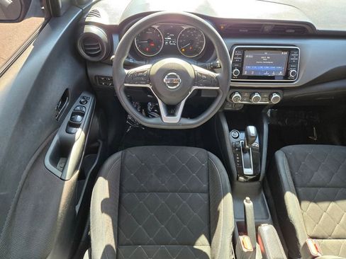 Used 2020 Nissan Kicks S FWD image 13