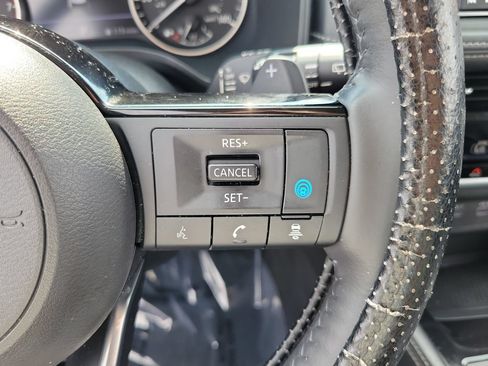 Used 2021 Nissan Rogue SL AWD/4WD image 21