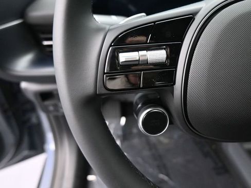 New 2025 Hyundai Ioniq 6 SE RWD image 17