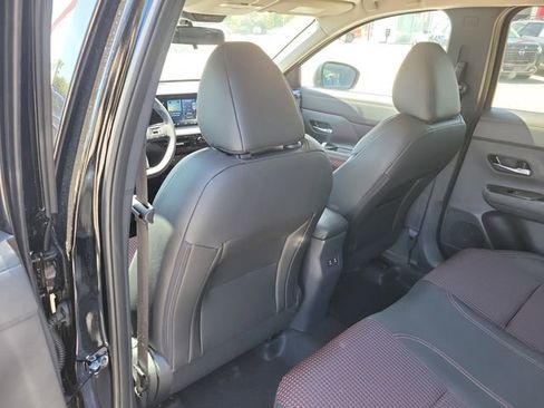 New 2026 Nissan Kicks SR w/ Cold Weather Package AWD/4WD image 13