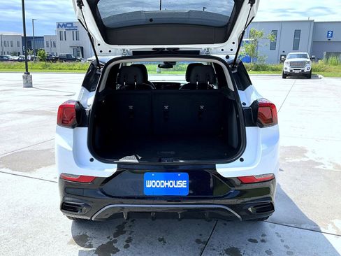 Certified 2024 Buick Encore GX Sport Touring image 9