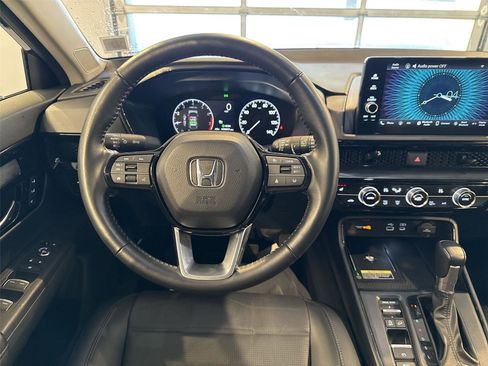 Used 2025 Honda CR-V EX-L image 11