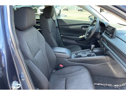 Used 2023 Honda Accord EX image 18