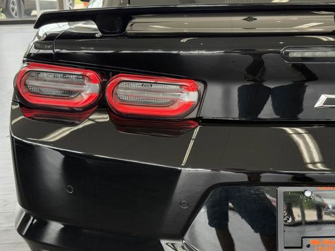 Used 2021 Chevrolet Camaro SS image 18