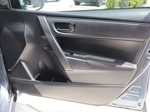 Used 2017 Toyota Corolla L FWD image 26