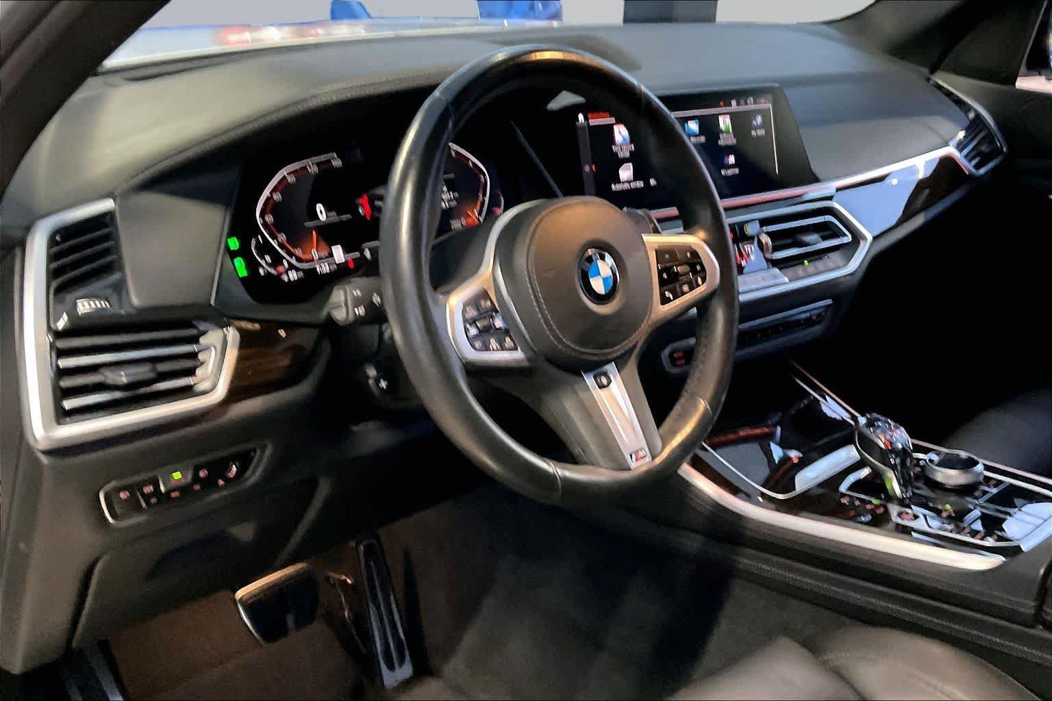 Used 2020 BMW X5 xDrive40i w/ M Sport Package AWD/4WD image 18
