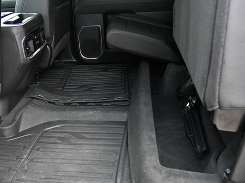 Used 2025 GMC Sierra 1500 Elevation w/ Elevation Premium Package image 50