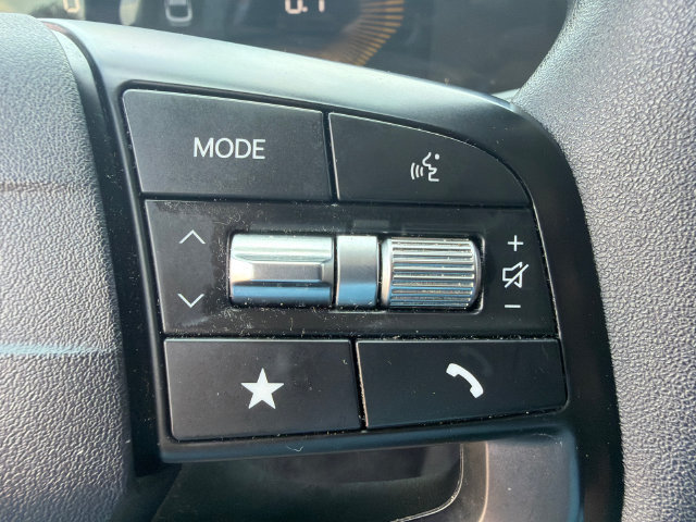 Used 2025 Kia K4 FWD image 26