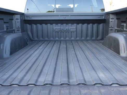 New 2026 GMC Sierra 1500 AT4X w/ LPO, Black Badging Package AWD/4WD image 22