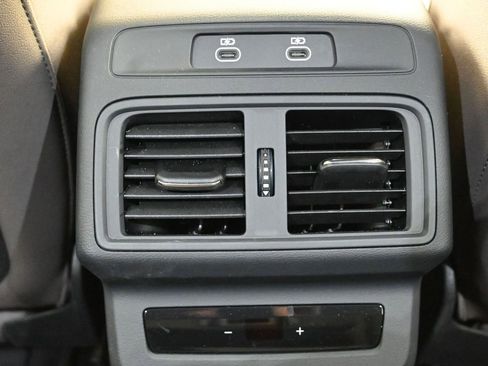 Certified 2025 Audi Q5 Premium Plus w/ Premium Plus AWD/4WD image 21