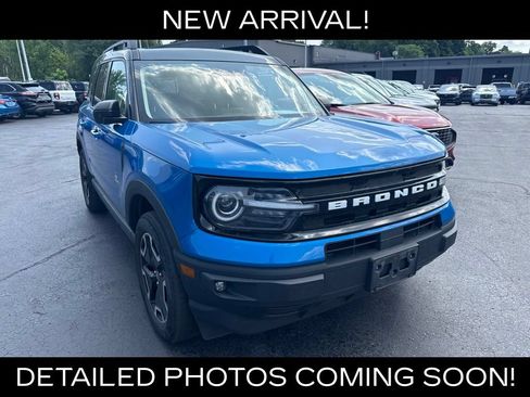 Used 2022 Ford Bronco Sport Outer Banks w/ Tech Package AWD/4WD image 2