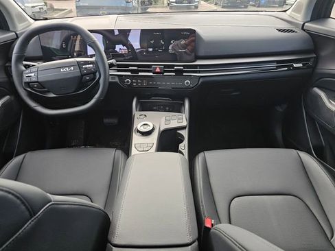 New 2026 Kia Sportage EX image 15