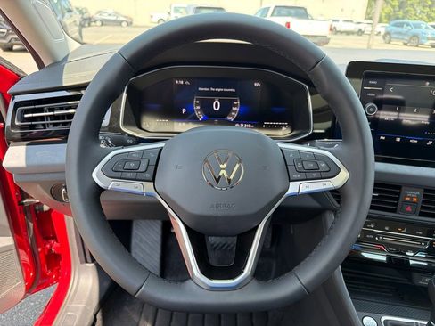 New 2026 Volkswagen Jetta SE FWD image 13