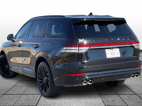 Certified 2024 Lincoln Aviator Reserve w/ Equipment Group 201A image 12