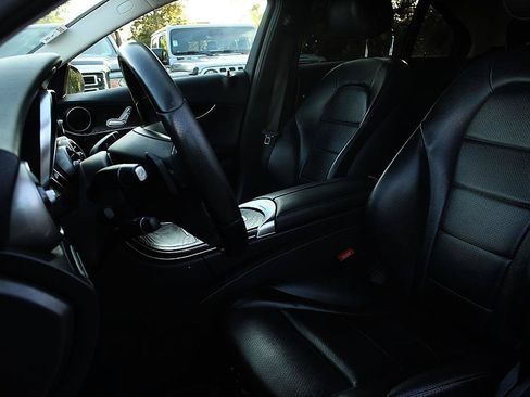 Used 2017 Mercedes-Benz C 300 Sedan image 13