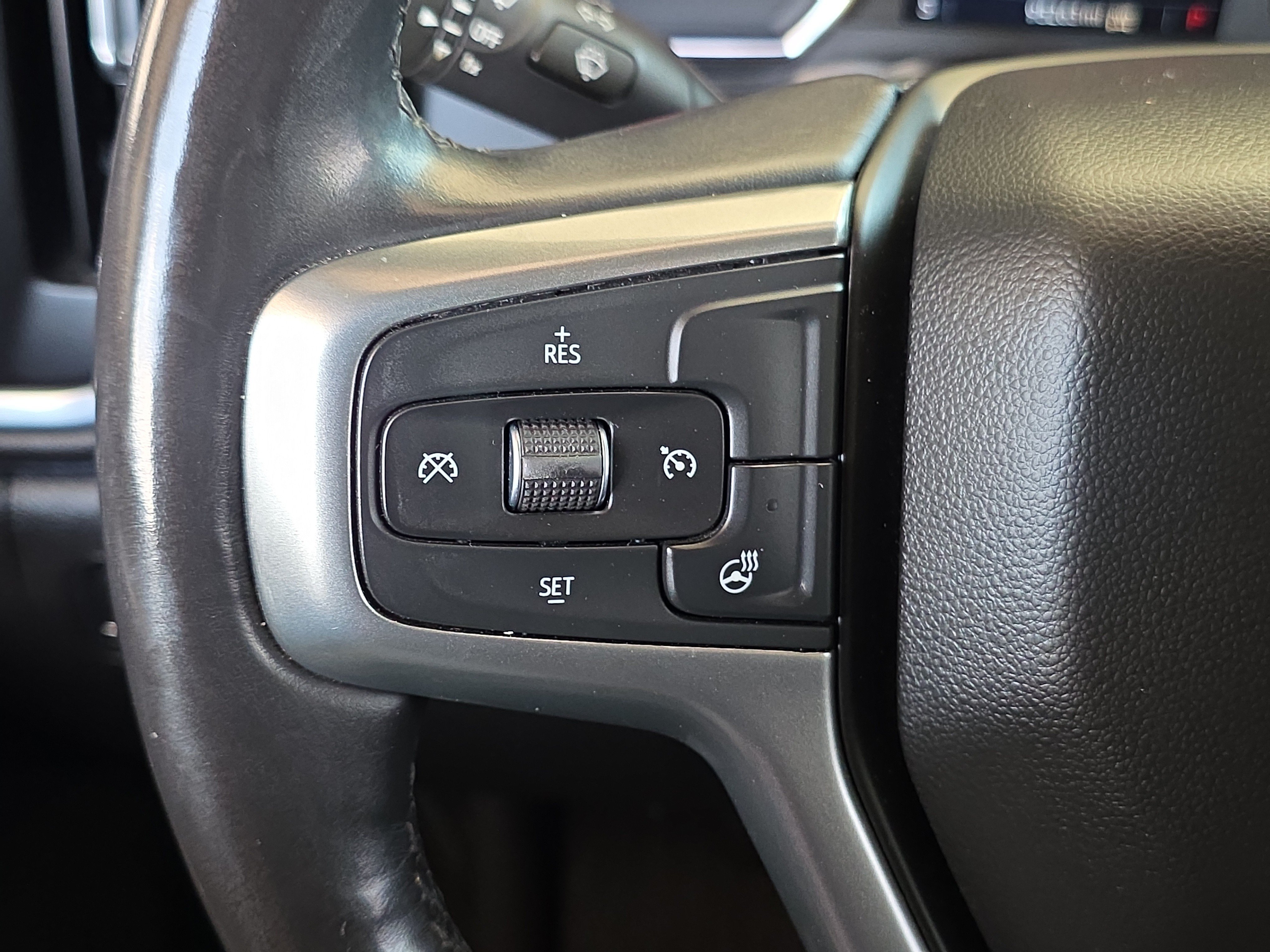 Used 2020 Chevrolet Silverado 1500 LT Trail Boss AWD/4WD image 16