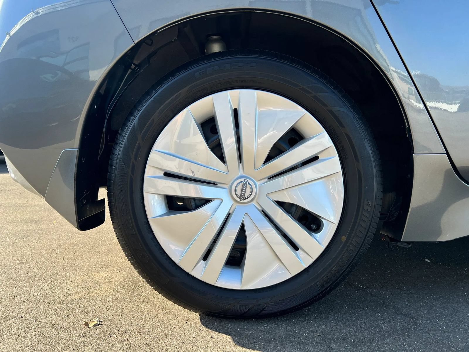 Used 2025 Nissan Leaf S FWD image 39