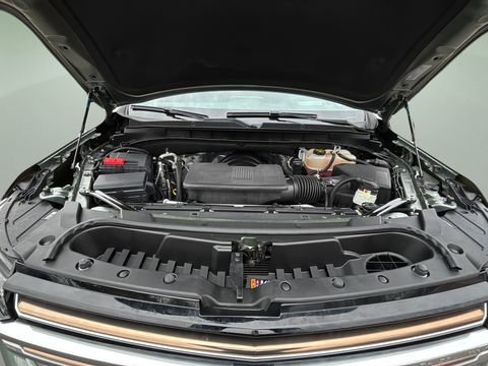 Used 2024 Chevrolet Tahoe High Country image 33