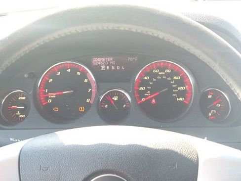 Used 2010 GMC Acadia SLE FWD image 38
