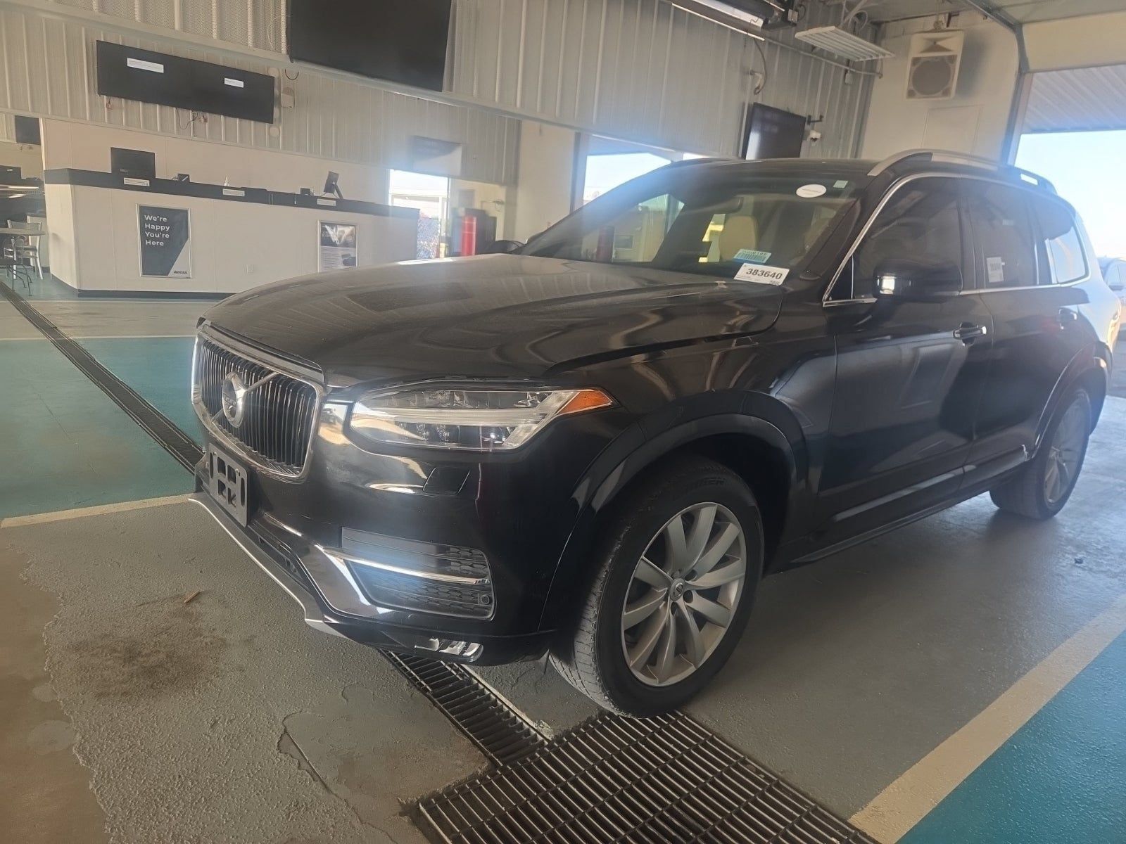 Used 2019 Volvo XC90 T6 Momentum w/ Advanced Package AWD/4WD image 2
