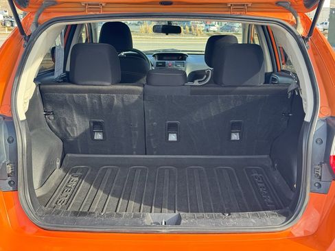 Used 2014 Subaru Crosstrek 2.0i Premium image 12